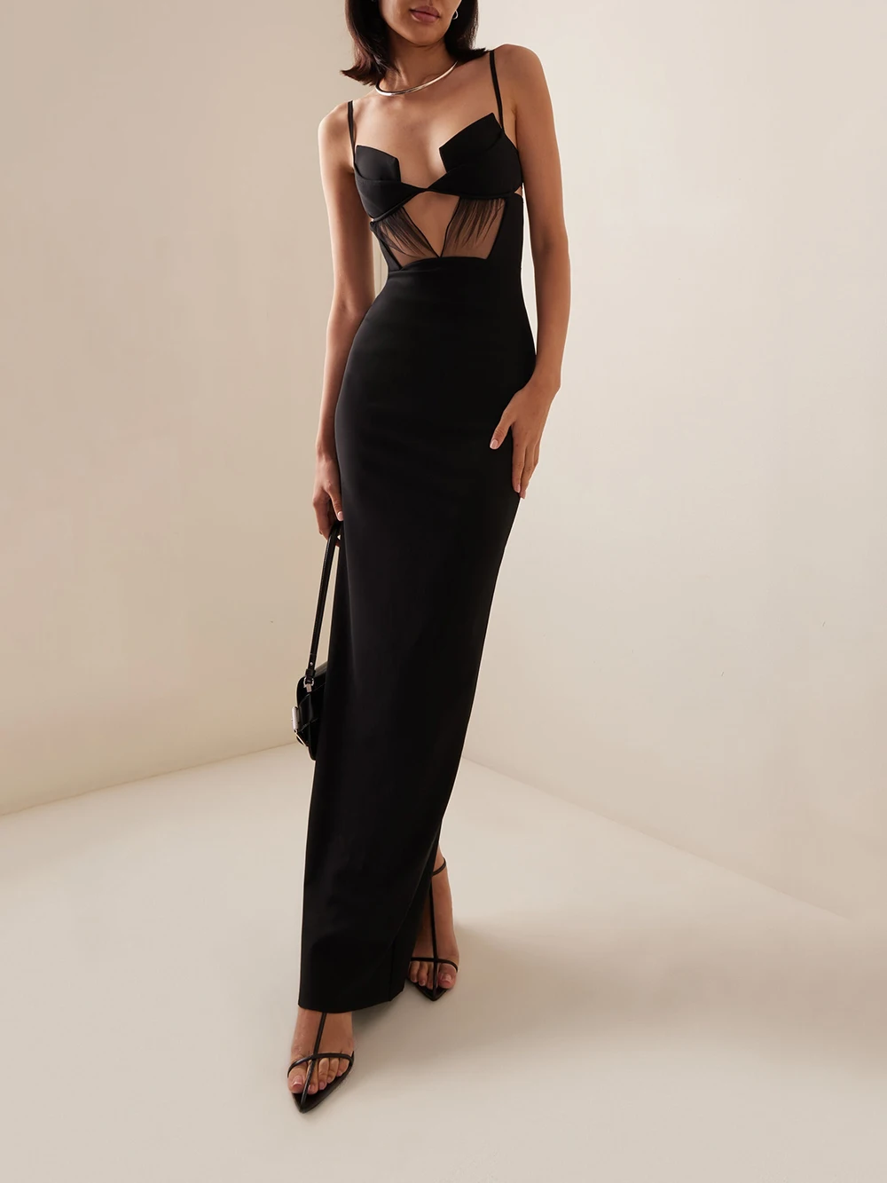 فستان نسائي عصري جديد لعام 2025 بفتحة رقبة شكل v عميقة مثير بحمالات على الورك معانقة بقصة ضيقة بدون أكمام فستان مرقع #2