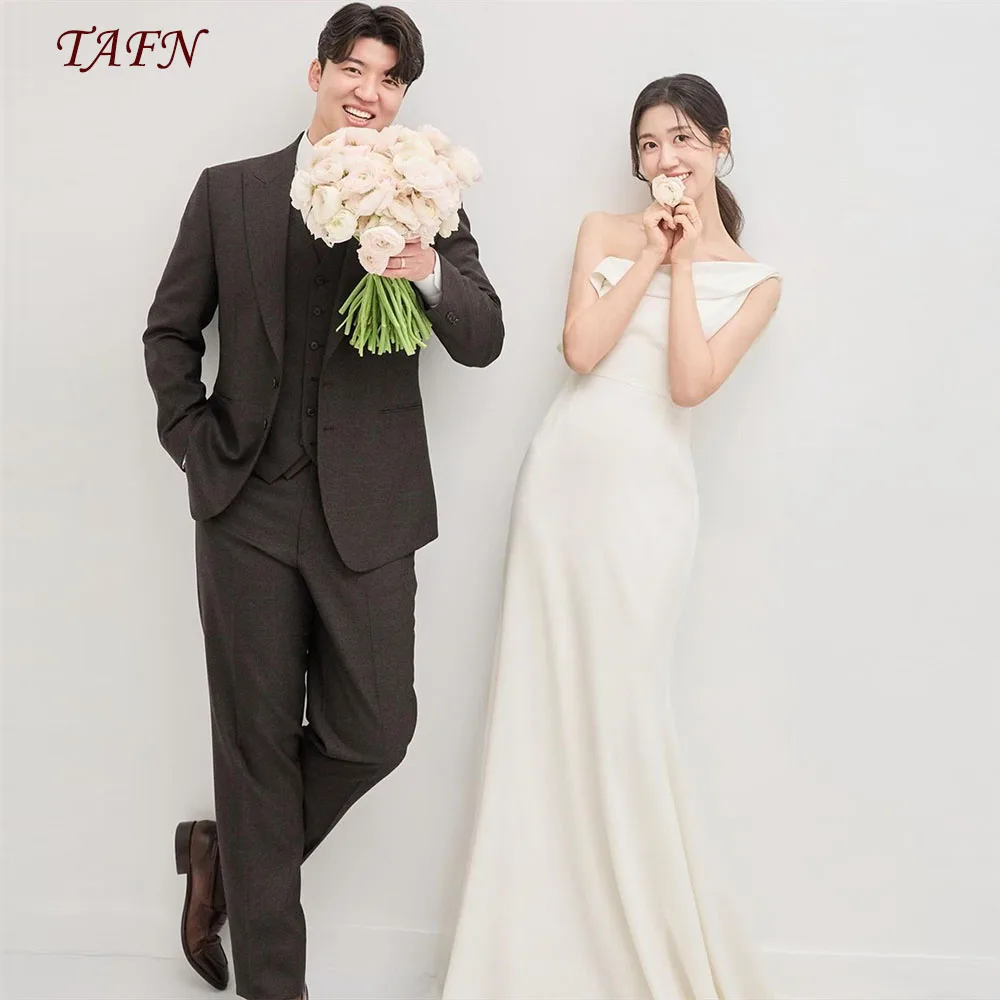 

TAFN Korea Simple Wedding Shoot Dresses One-Shoulder Sleeveless A-line Elegant Wedding Reception Dresses 피로연드레스 Bridal Gown