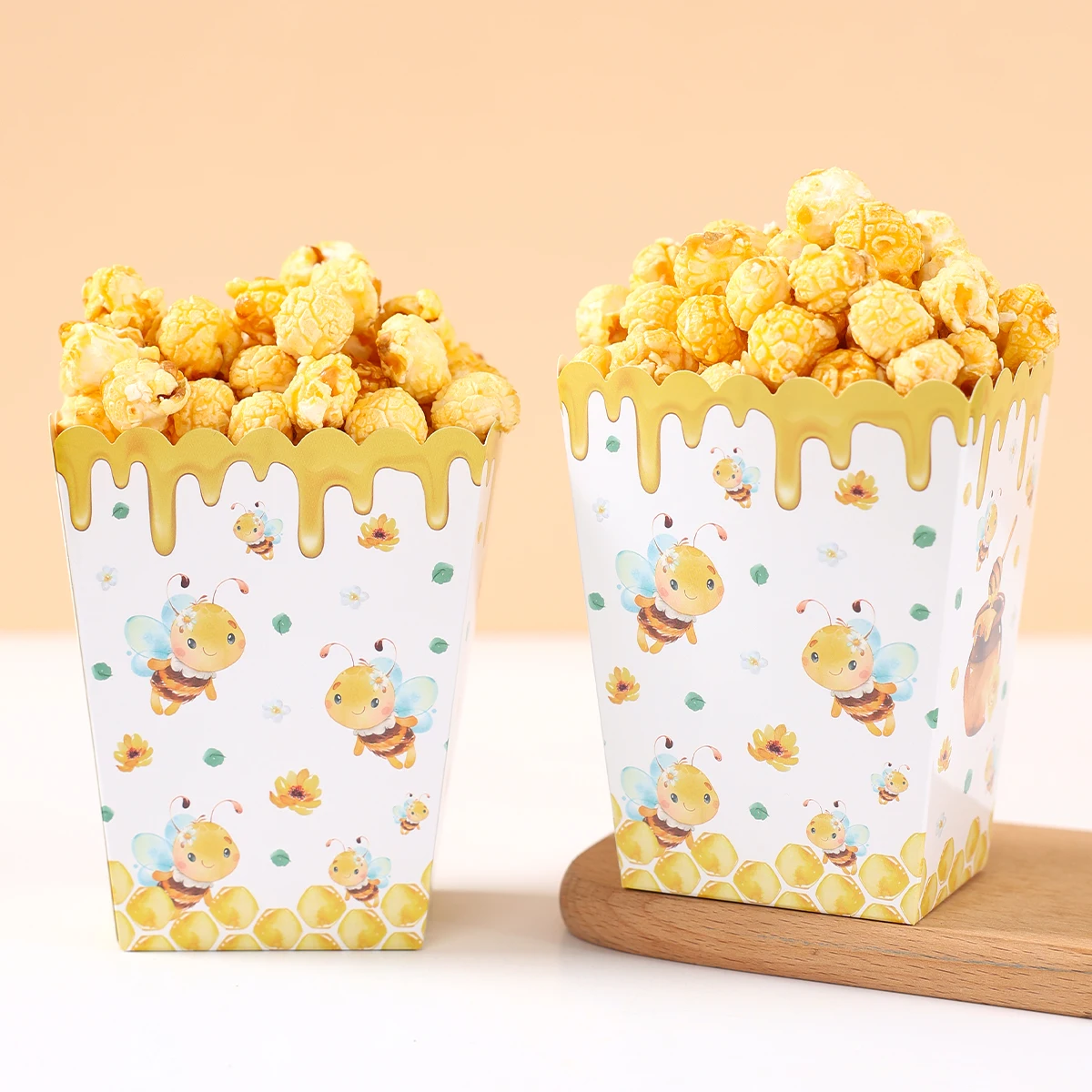 10pcs Paper Bee Favors Popcorn Boxes Candy Boxes Gifts Box for Kids Bee Birthday Party Baby Shower Wedding Party Supplies Decor