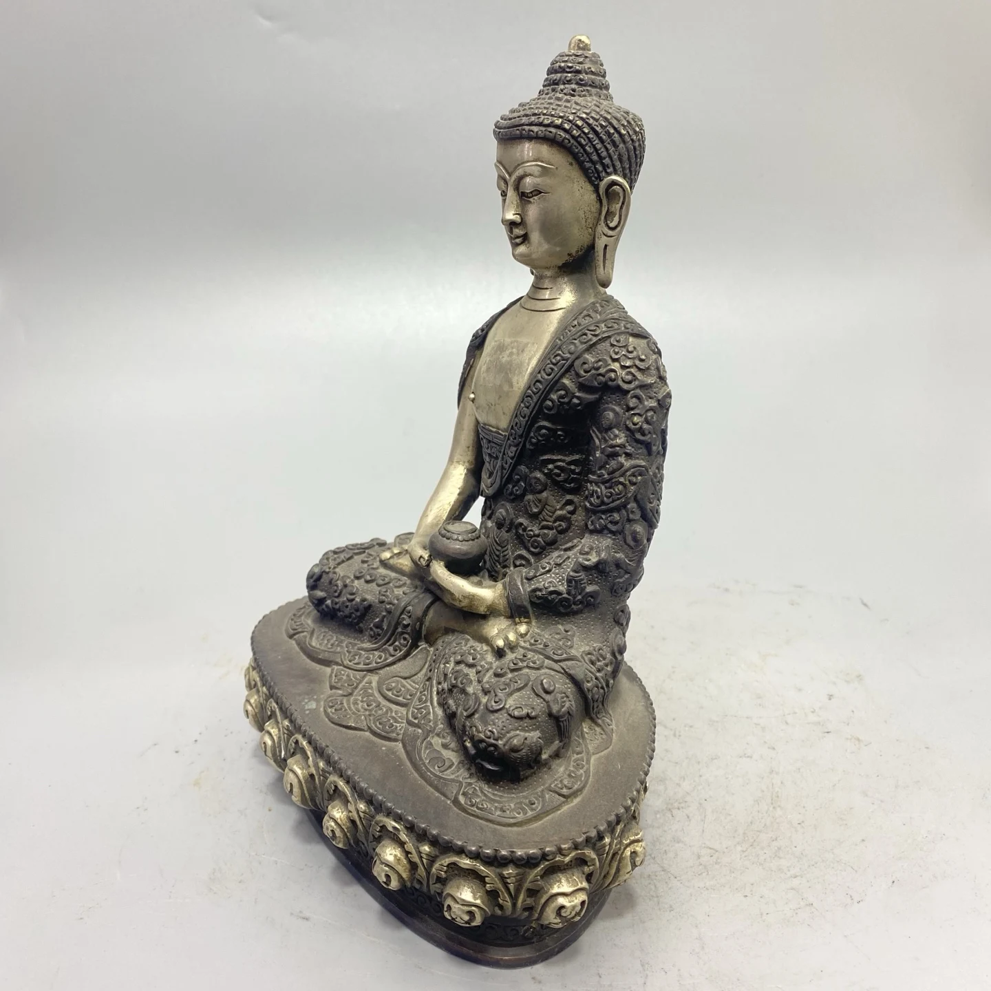 Old Bronze Gilded Silver Amitabha Buddha Shakyamuni sitting Buddha Lotus Buddha Terrace Amass wealth Worship Hall Town house