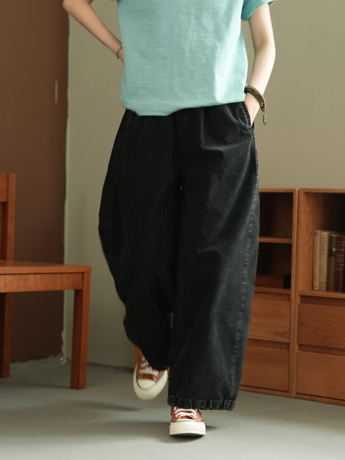 

Женские повседневные брюки LRCP из хлопкового вельвета свободного кроя с широкими штанинами, в западном стиле, с декоративными элементами на талии, весенняя коллекция