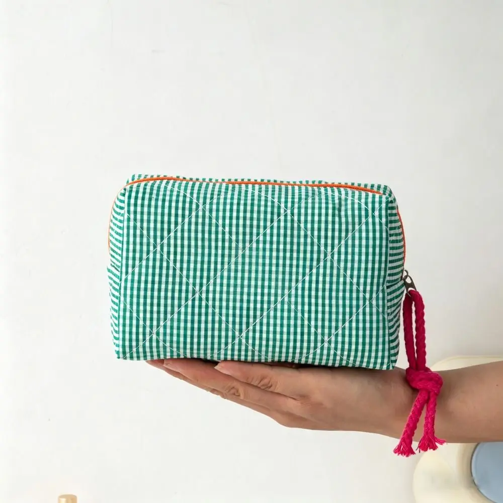 Multi-Purpose Quilted Plaid Makeup Bag Zipper Design Large Capacity Toiletry Bag Makeup Pouch Women Girls