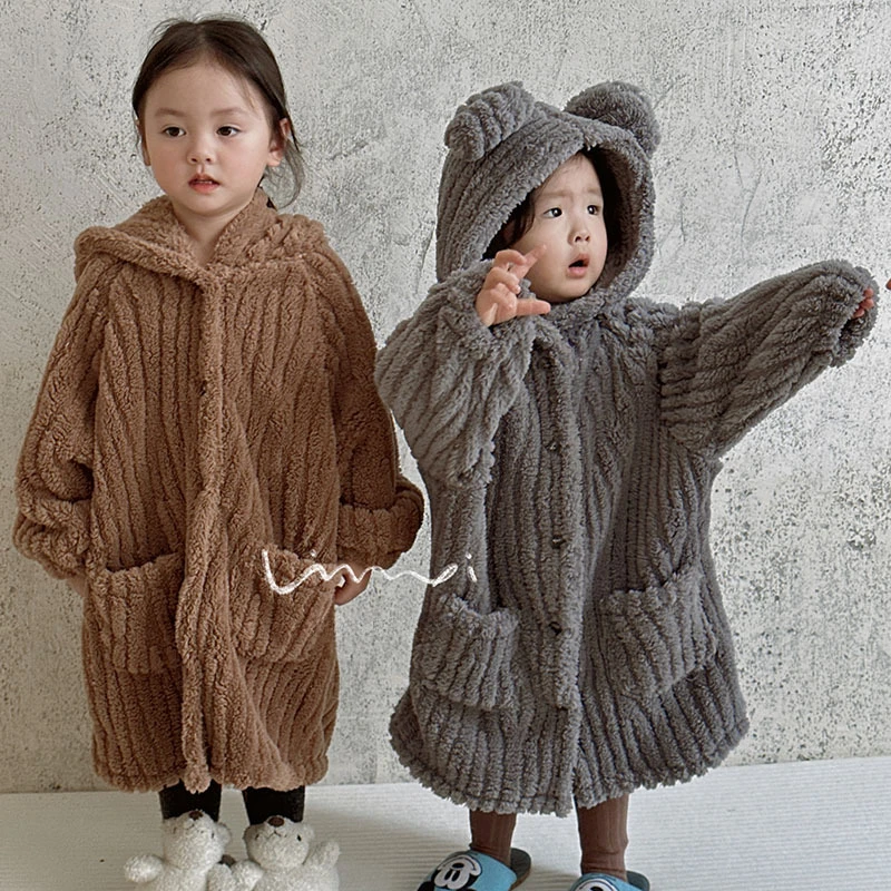 

New Girls Boys Cartoon Plush Pajamas for Children Home Hooded Night-robe Fleece Cartoon Soft Winter Kids Bathrobe Baby Sleepwear