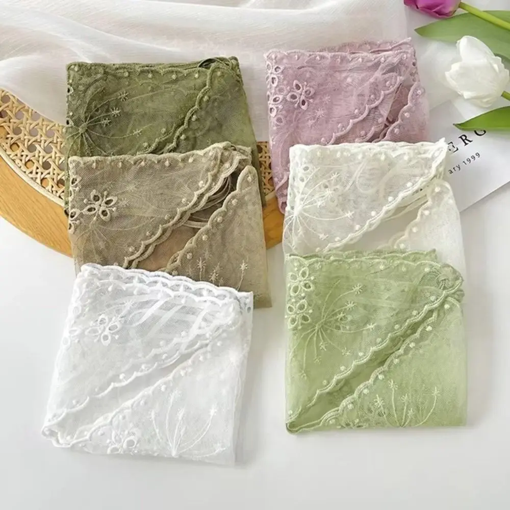 Casual Vintage Lace Flower Hair Scarf Thin Cute Sweet Headscarf Bohemian Chic Style Triangle Head Scarf Pastoral Style