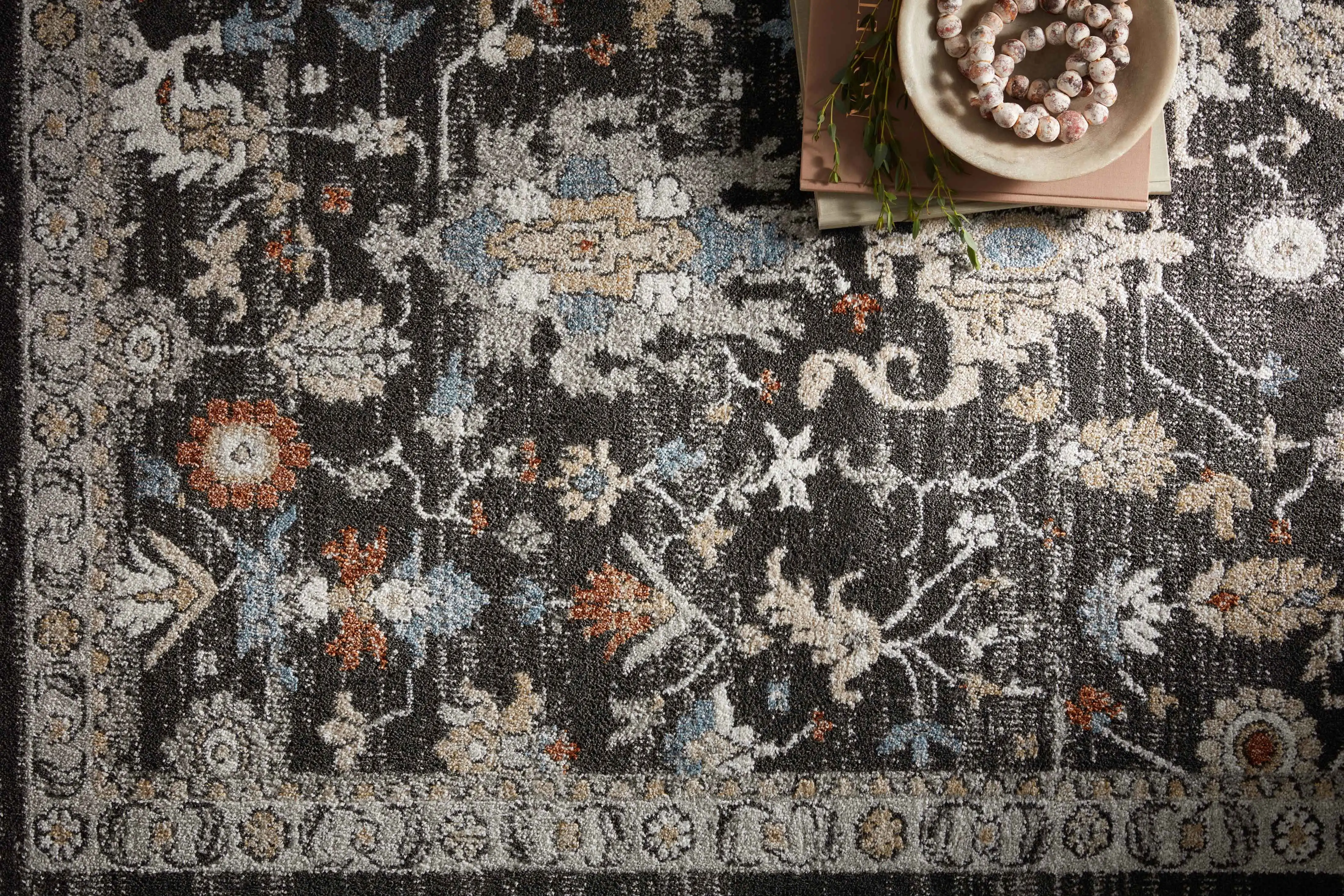 Odette Charcoal / Multi 4'-0 x 6'-0 Accent Rug