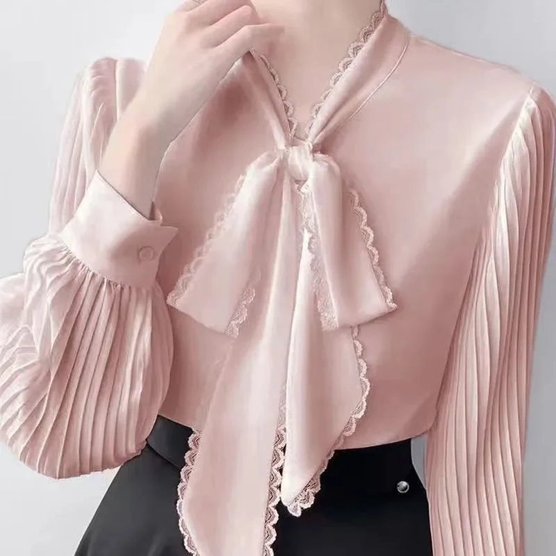 French Women Long Sleeves Bow T-shirt Summer Female Ribbon Lace V Neck Shirt Tops Coat Spring Ladies Large Size 4XL Loose Blouse