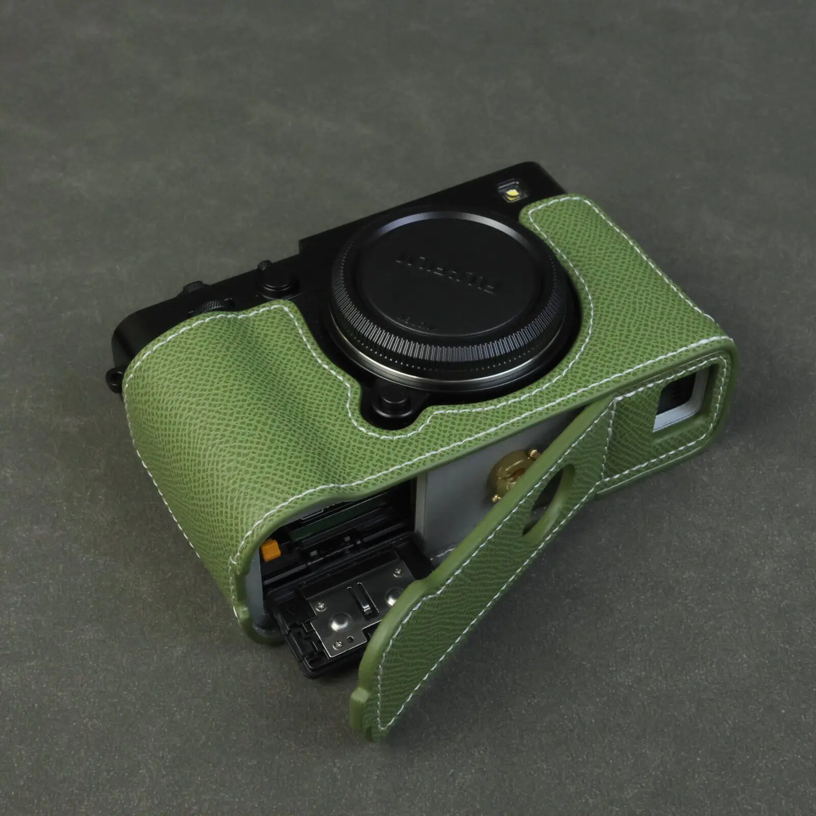 Fujifilm/Fujifilm X-E5 camera leather base XE5 mirrorless camera dedicated half set can directly change the battery