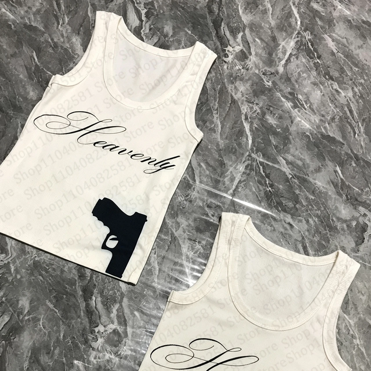 American fashion women's street vest punk mood girl slim fit fashion letter gun print cute short top Y2K clothing Gothic style