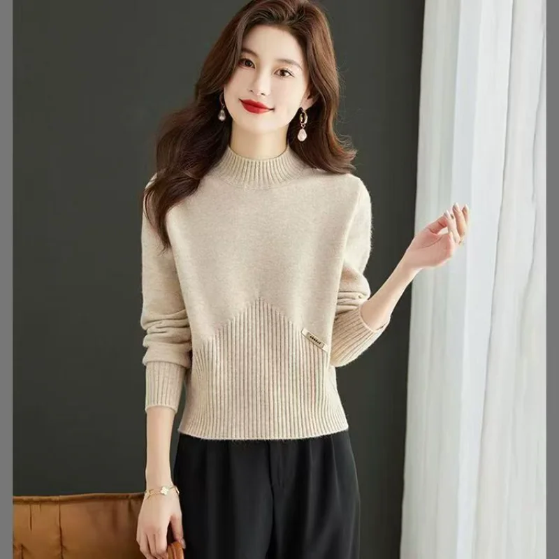 Women Mock Neck Ribbed Knit Sweater Solid Color Patch Detail Long Sleeve Casual Short Pullover Tops