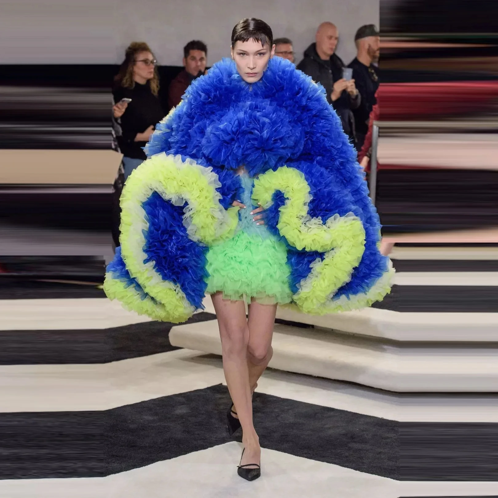 Requintado estilo capa vestidos de festa sem saia dobra ocasião especial vestido de noite em camadas manto vestidos de fiesta