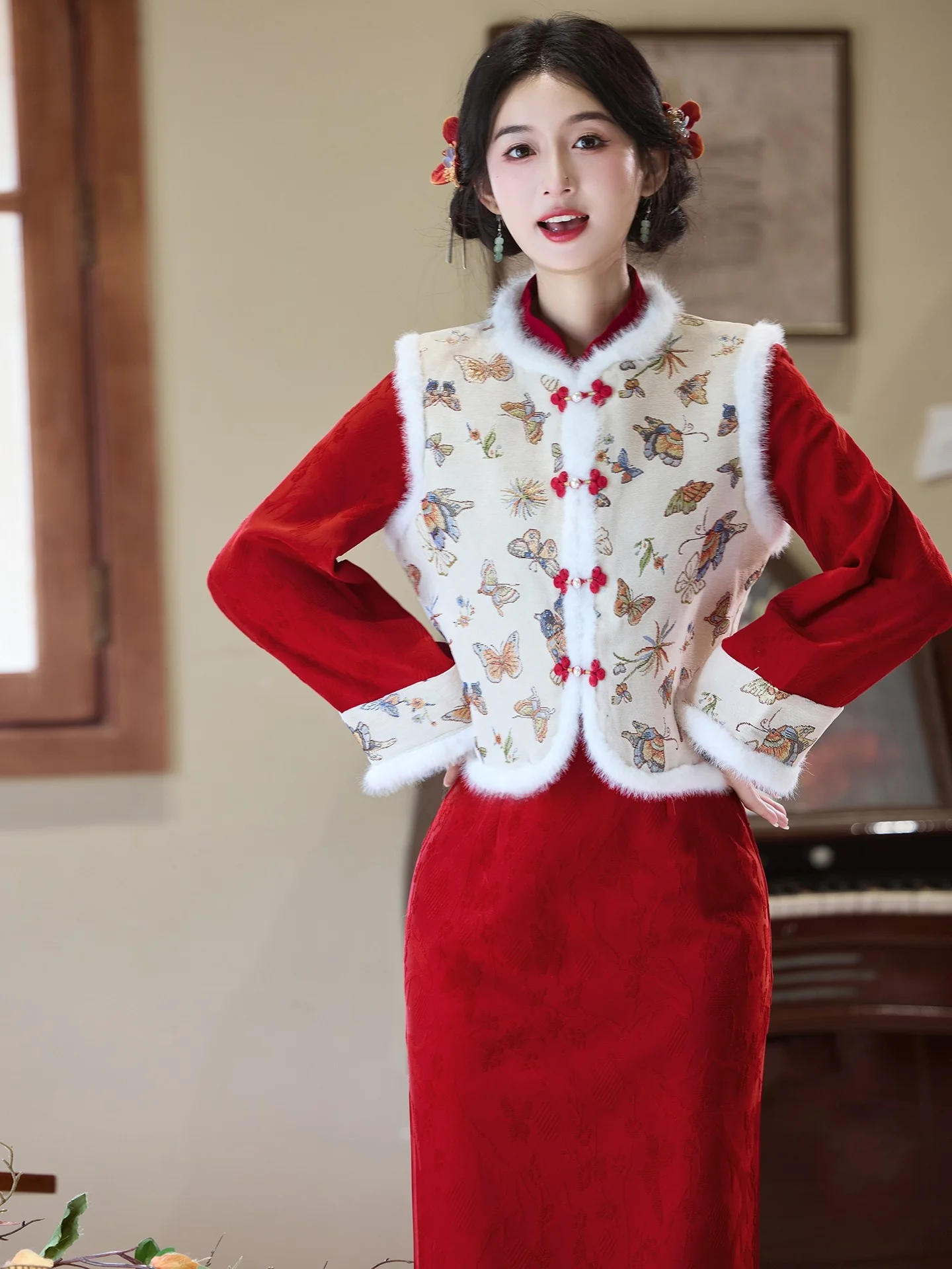 

Красный комплект из свитера и ципао: утепленный, для новогодних посещений, зимняя мода, женский ханьфу, традиционный китайский стиль, новинка