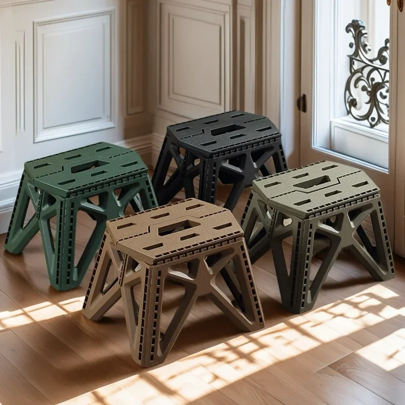 Small Stool for Outdoor Use, Camping, Fishing, BBQ Portable Folding stool High Load Bearing Durable