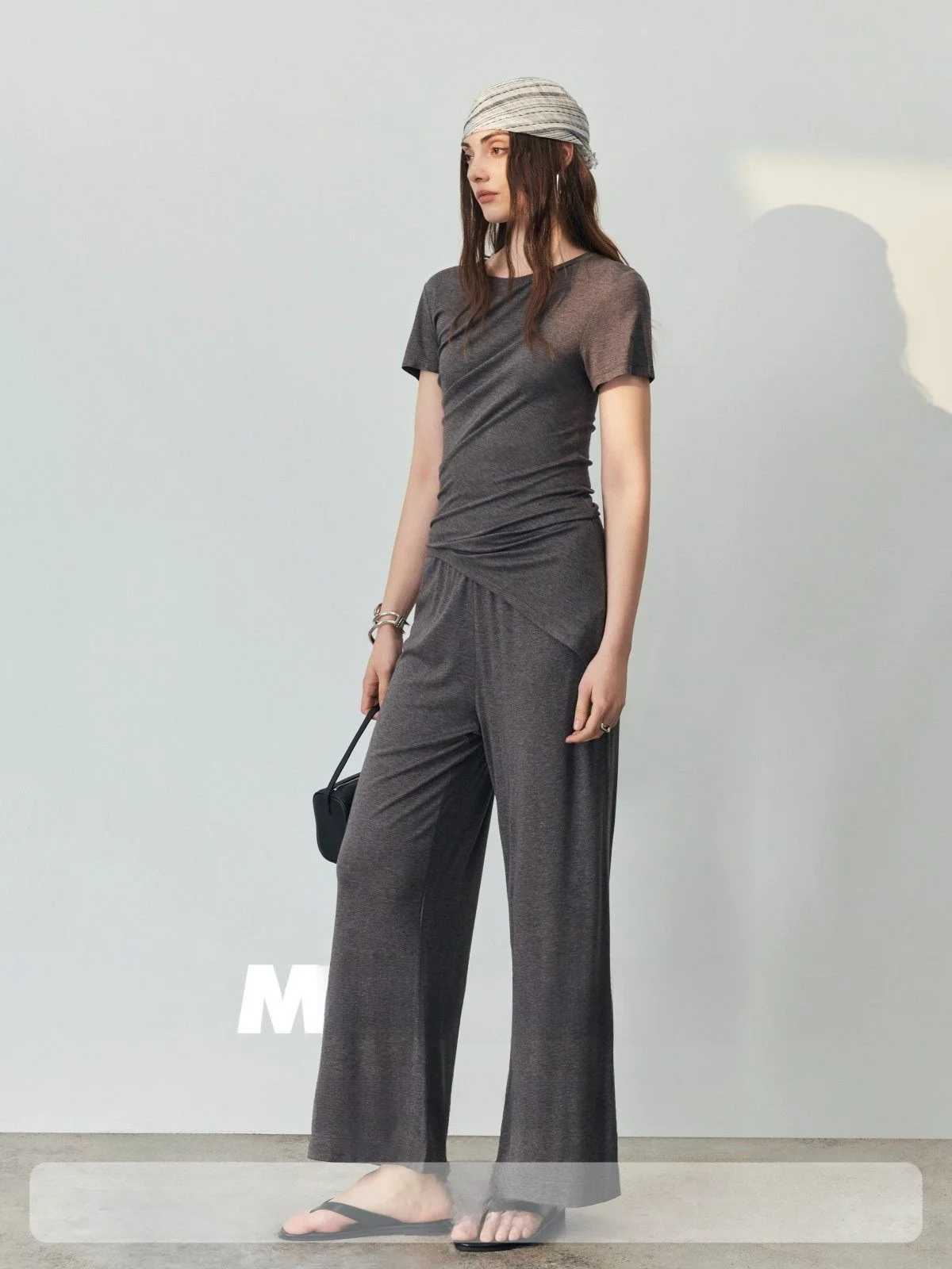 

MIIINE Silk Casual Set Paper Figure round Ne T-irt Loose Feelings Pants Irregular Creases Women's Faion Summer Outfit