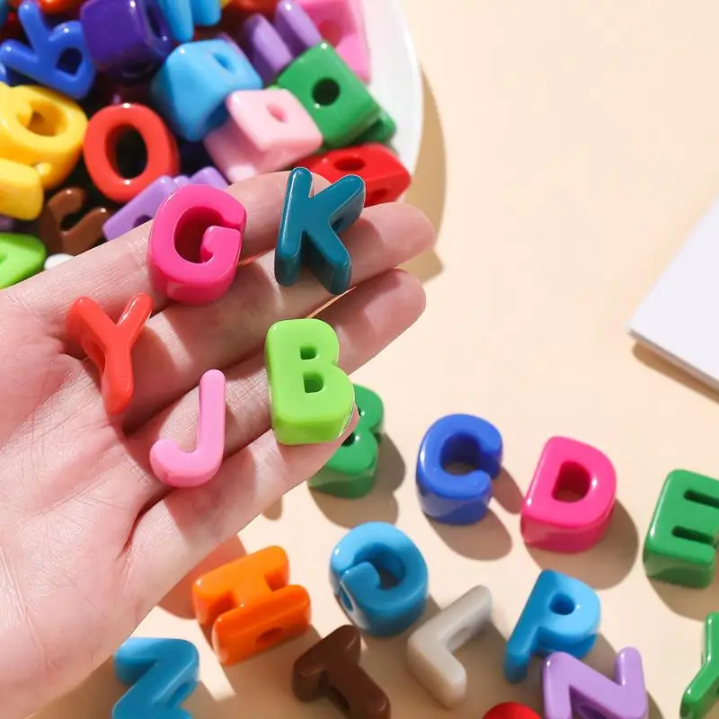 10 Stück Mehrfarbige Acryl-Buchstabenperlen mit Loch, lose Perlen für DIY-Schmuckherstellung, Armband, Handyanhänger, Bastelzubehör – Detail 5