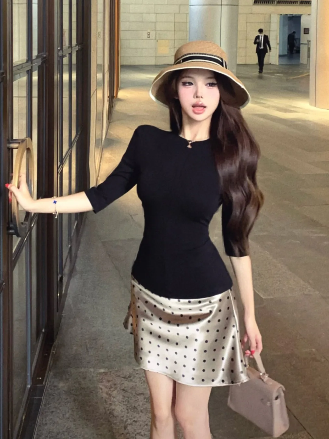 

Retro Faion Slim Fit Knitted mid Sve T-irt Top Polka Dot Acetate ort Skirt Set Women's Vintage Sle round Ne Tee