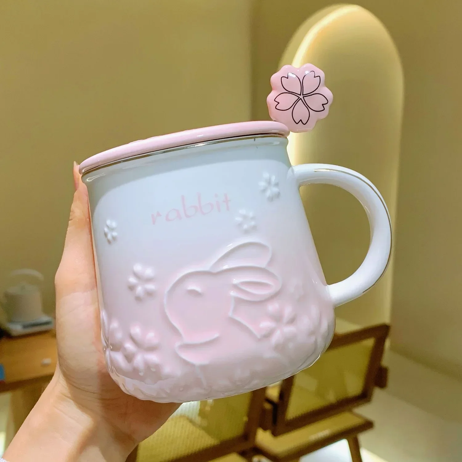 

Elegant Sakura Mug, Perfect Gift for Friends, Family and Colleagues, High Quality Ceramic Cup for Office or Home Use