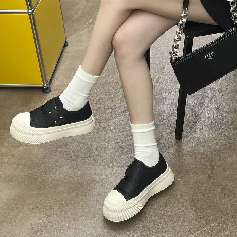 2024 New Thick Velcro Mary Jane Shoes Women All-matching Small White Cookie Shoes to Increase Leisure Sports Board Shoes