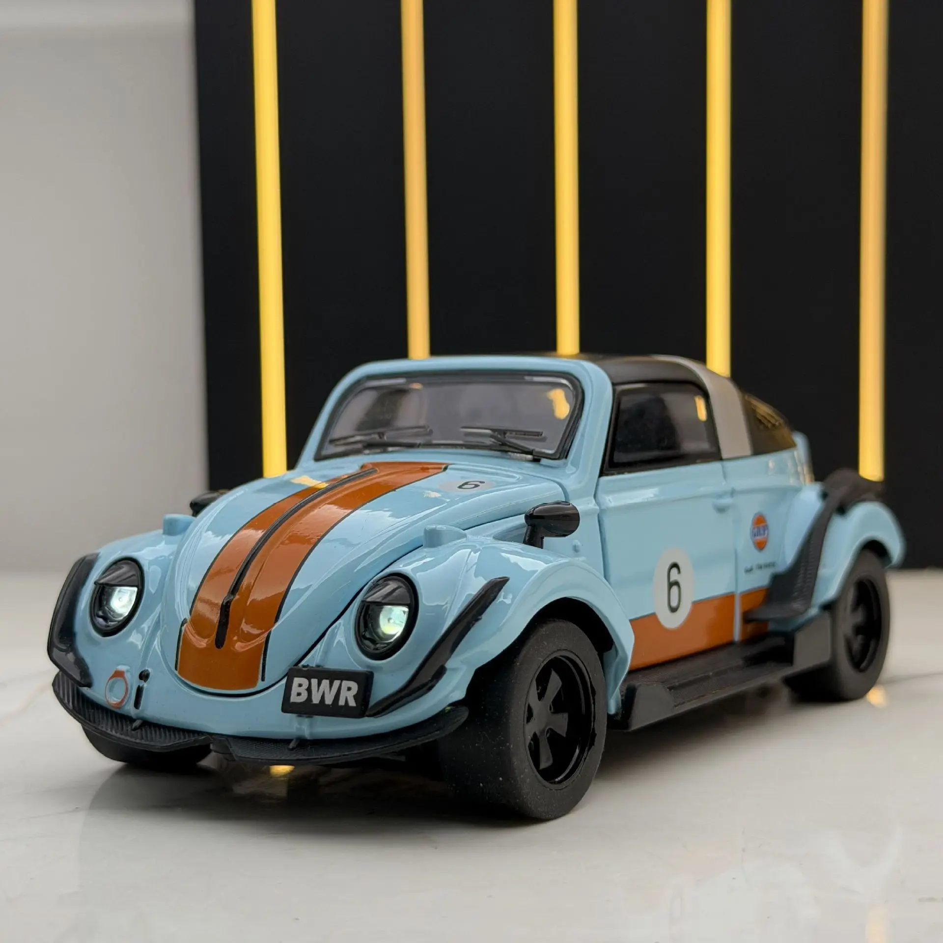 1:32 Beetle convertible car Alloy Classic Car  Diecasts Metal Car Model Simulation Sound Light Collection Toys Gift