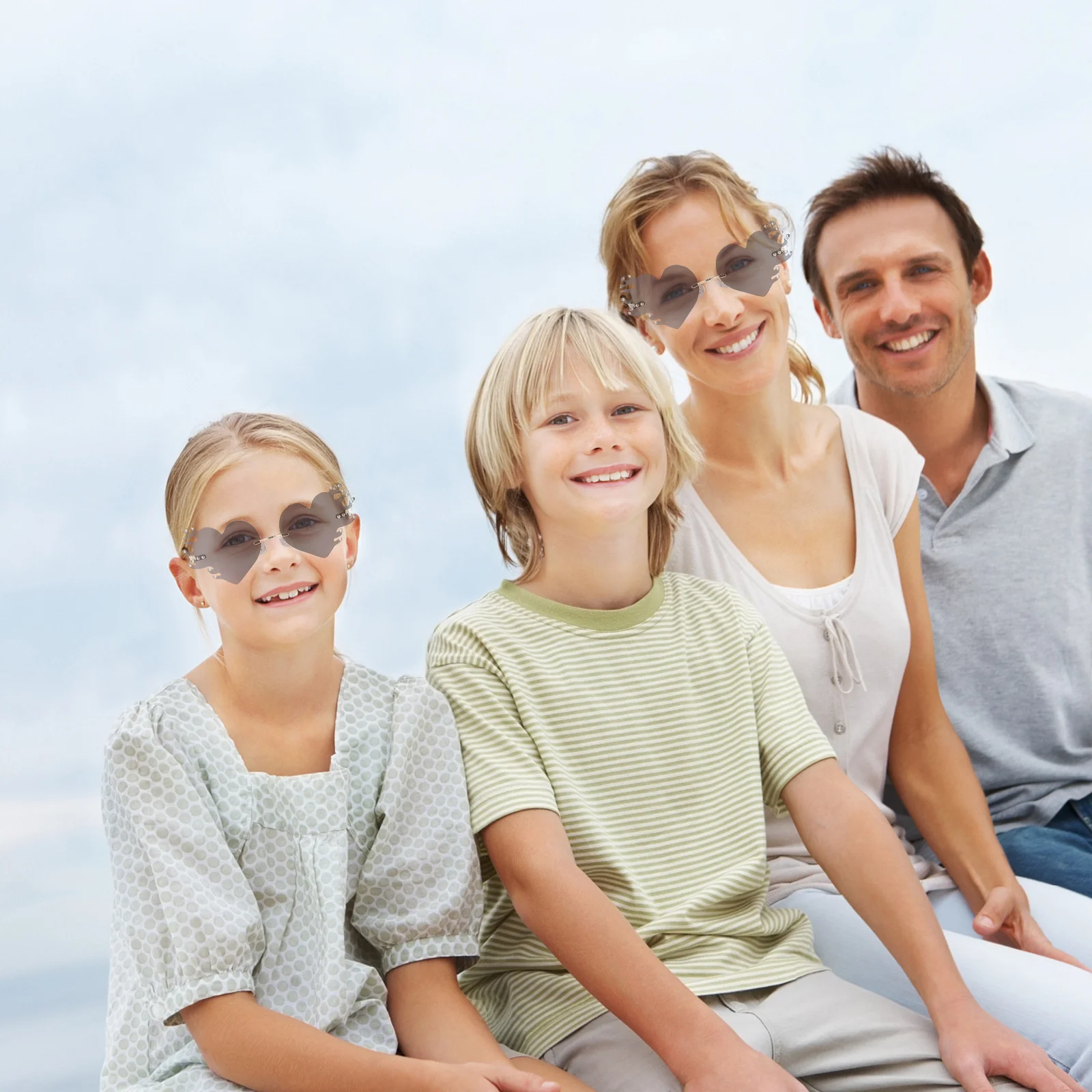 

1Pair Decorative Sunglasses Heart Shape Rimless Fire Glasses Party Accessory Festival Supply Personality Funny Holiday