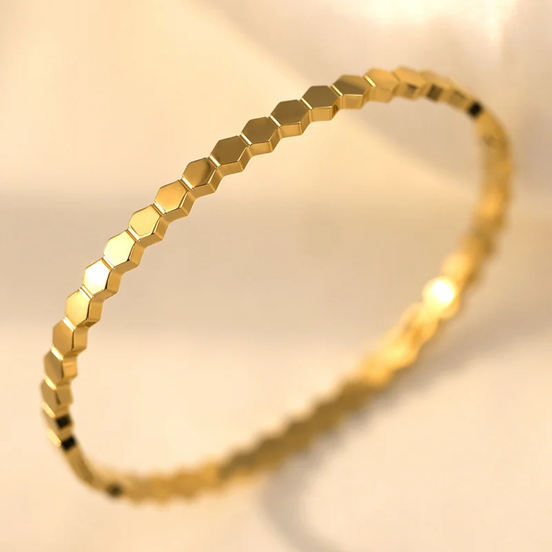 

18kGold High-End Feel Women's Titanium Steel Non-Fading Bangle Jewelry Honeycomb Titanium Steel Fashion Simple Trendy Bracelet