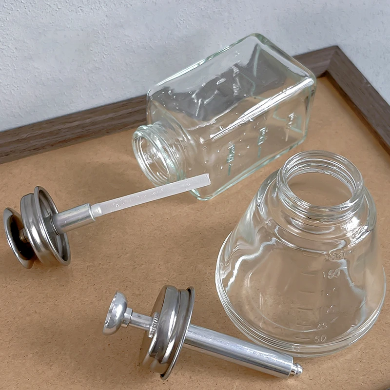 

Диспенсер с прозрачным стеклянным насосом на 180 мл для снятия спиртового макияжа с лаком для ногтей - многоразовая бутылка для хранения жидкого очищающего средства