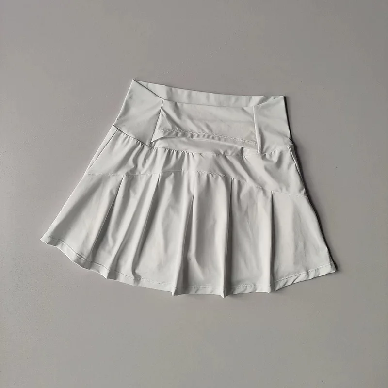 하얀색