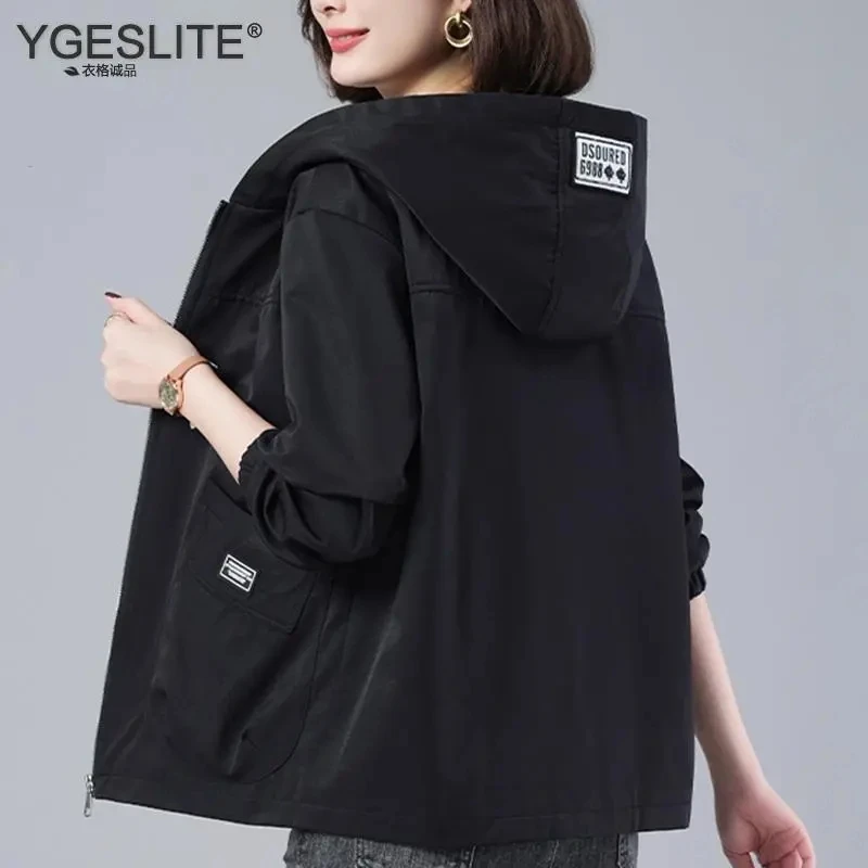 Middle-Aged Mother\'s Hooded Short Jacket Women\'s 2023 Spring Autumn New Loose Outwear S-5XL Women With Big pockets Windbreaker