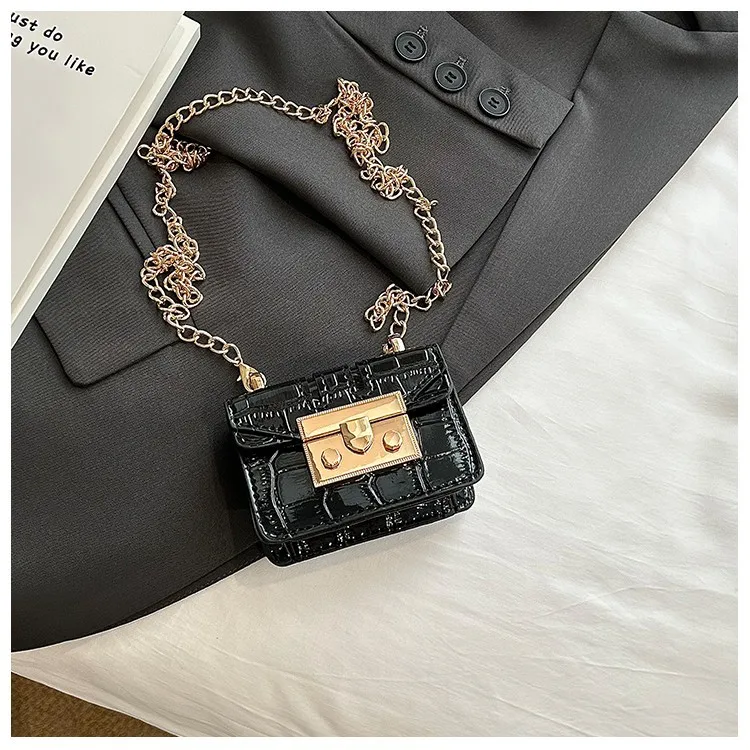 

2025 Новая модная мини-сумка для губной помады | Маленькая квадратная сумка Viral Niche Design | Универсальный кошелек через плечо