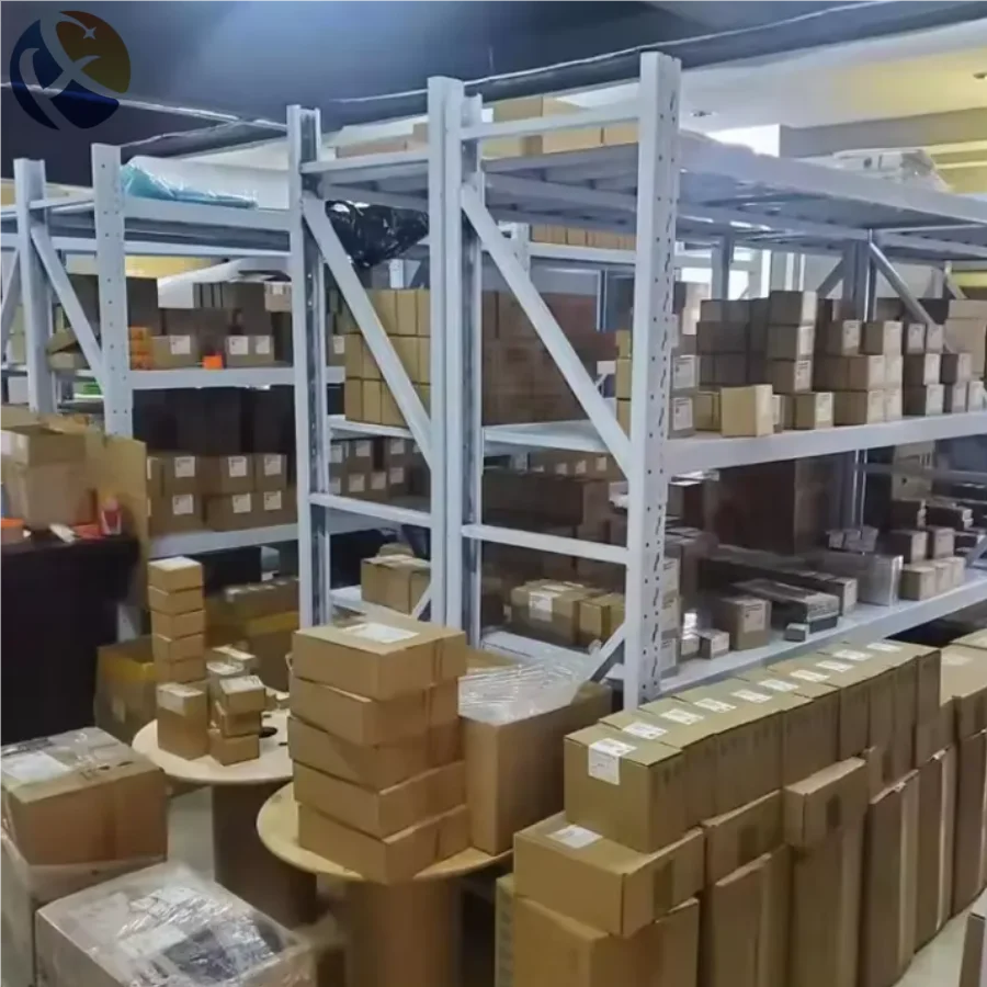 Silniki i napędy do sterowania przemysłowego w obniżonych cenach dla sterowników PLC PAC i dedykowanych ATV71HD30N4