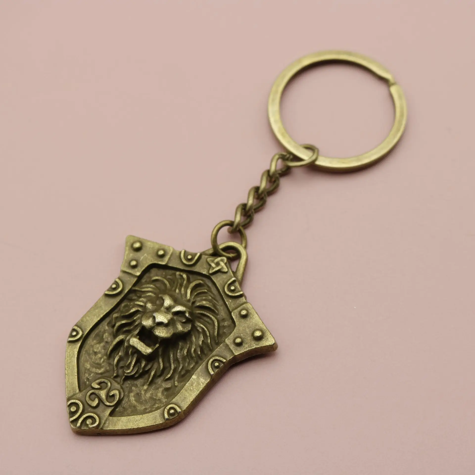 Creative Keychain Alloy Lion Vintage Keychain TQ105