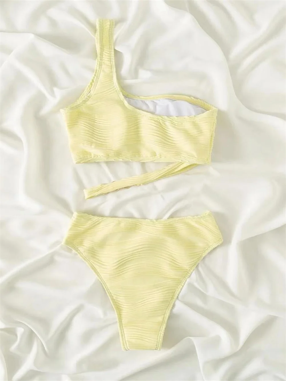 Sexy anneaux bandage Bikini évider maillot de bain Push Up tenue de plage femmes taille haute irrégulière une épaule maillots de bain maillot de bain