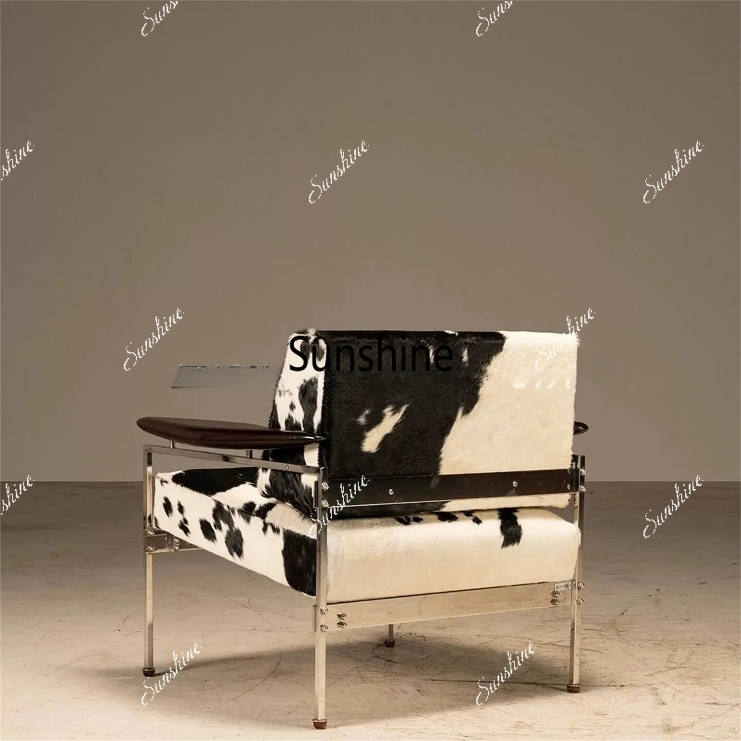 Modern simple cow pattern single sofa chair metal frame