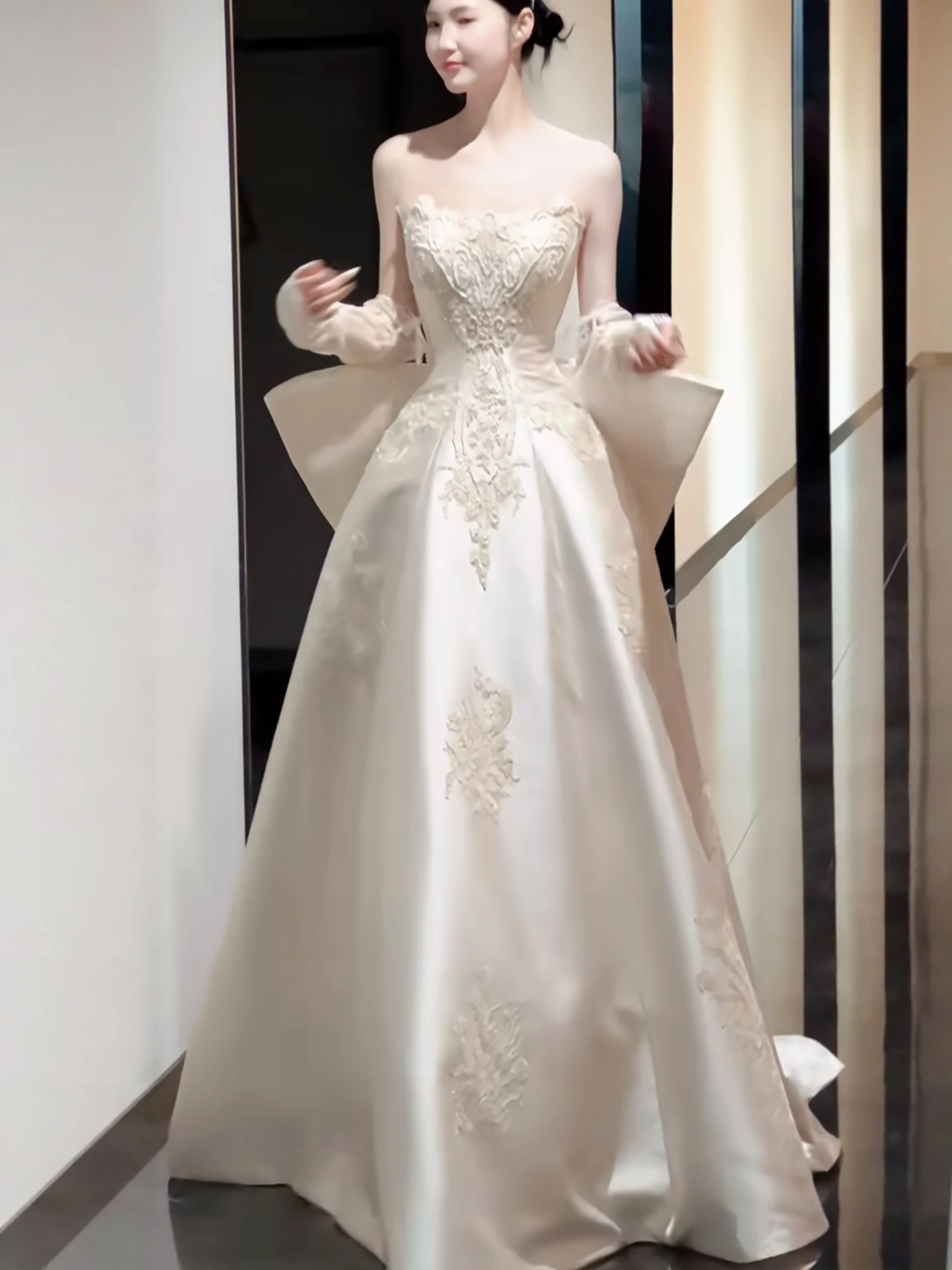

Шелковое атласное свадебное платье в корейском стиле с поясом, вышивкой, завышенной талией, длинной юбкой, без рукавов, для отеля/помещений с кондиционером
