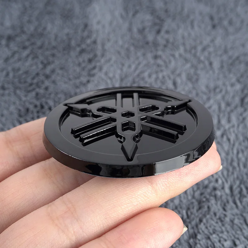 

Наклейка 3D для автомобилей и мотоциклов R-R1, R-R3, R-R25, M-Mt-09, круглая, из АБС-пластика, декоративная, логотип, аксессуар