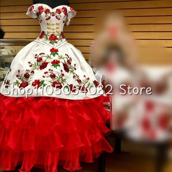 

Customized Luxury Embroidered Snap Shoulder Prom Dress with Fitted Waist and A-Line Silhouette in Red White Ruffled Evening Dres