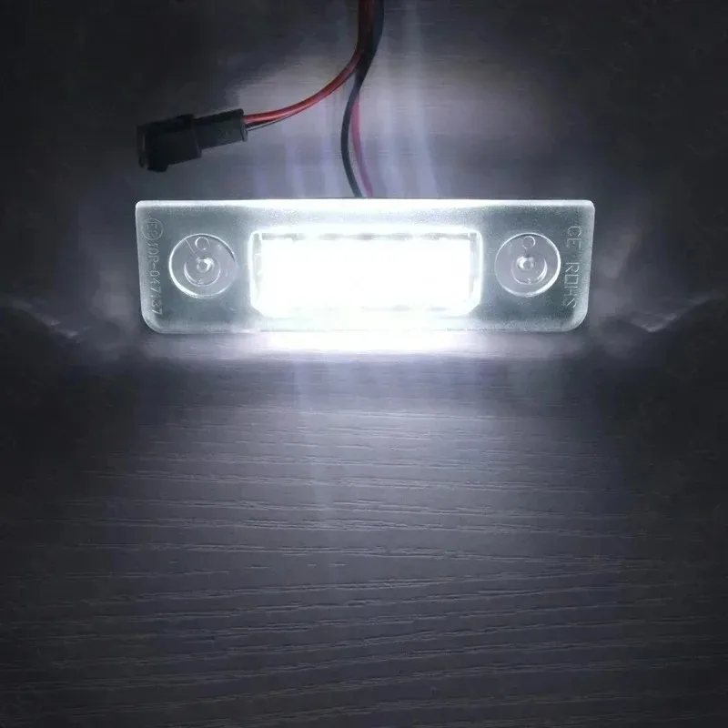 جديد ل 2 قطعة Canbus الأبيض خالية من الأخطاء LED رقم الترخيص لوحة ضوء اوكتافيا MKII 1Z A5 09-13 Roomster 5J 06-10 العلامة الخلفية L #1