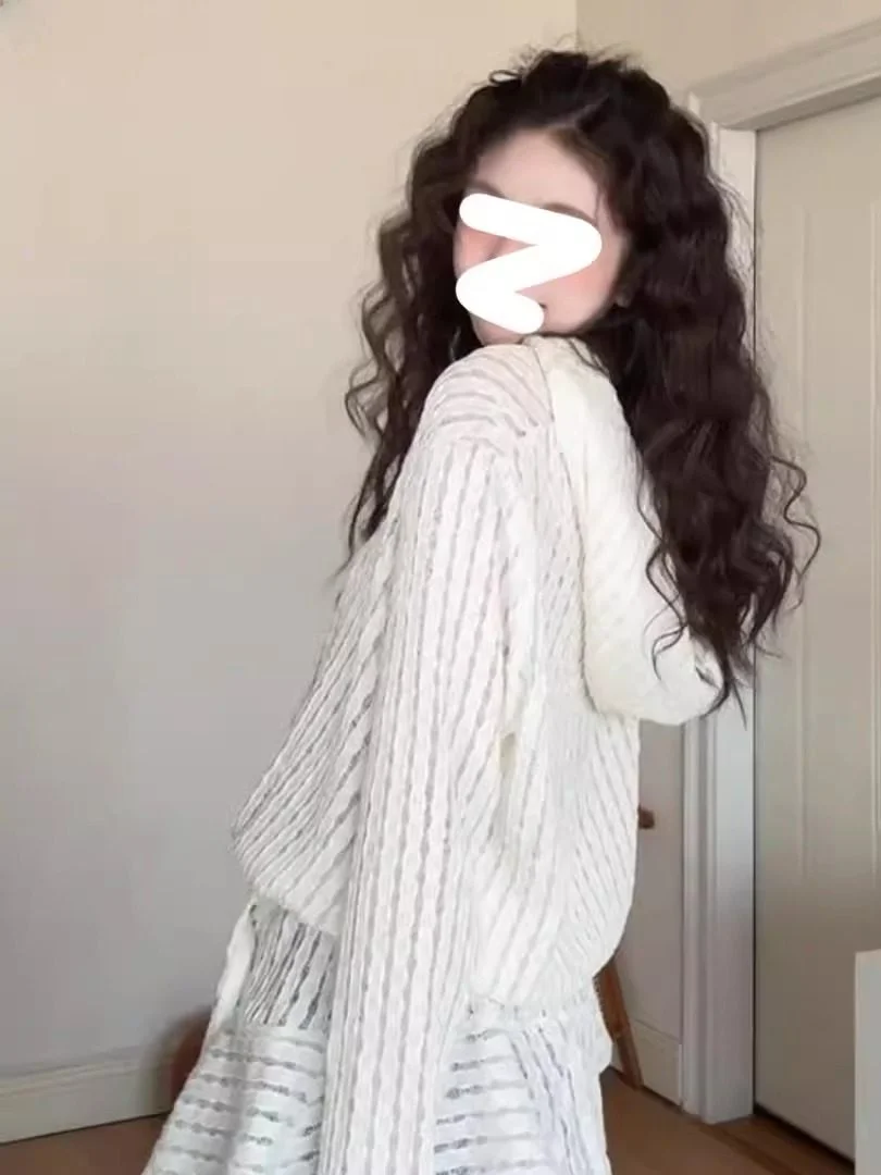 قميص نسائي طويل أبيض من الدانتيل المفرغ، تصميم فريد وجميل، قميص فرنسي فضفاض بلون واحد