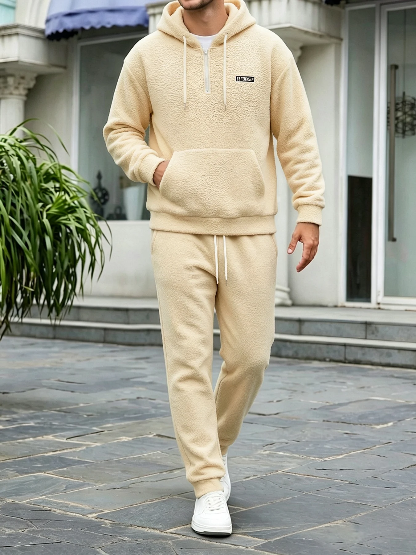 

Men's Autumn and Winter Warm Suit, Solid Color Half-Zip Lambswool Hoodie, Jogger Pants, Loose Fit for Home and Outdoor Wear, Men's Two-Piece Set