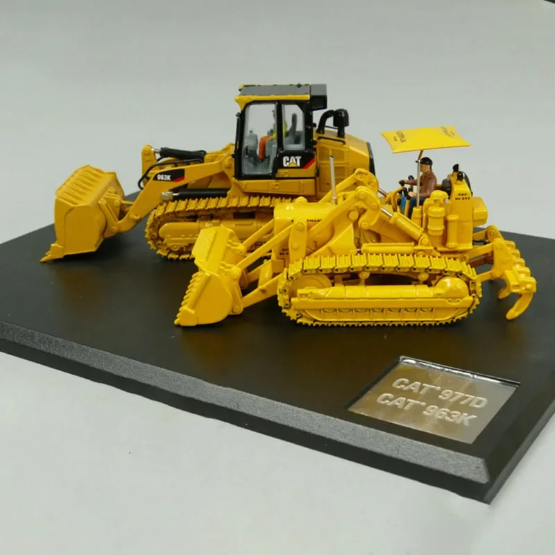 DM Diecast 1:50 Scale CAT977D 963K Bulldozer Forklift Engineering Vehicle Set Alloy Model 85559 Collection Souvenir Display