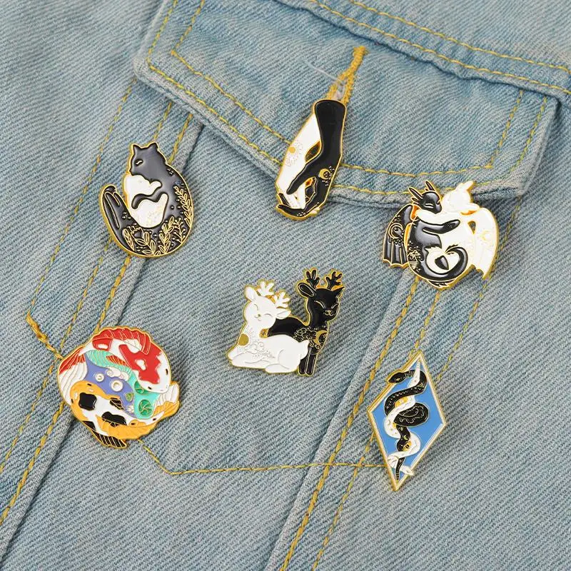 Starry Hugging Animals Enamel Pins Custom Sun Moon Cat Deer Dragon Snake Koi Hands Brooches Lapel Badge Black White Jewelry Gift