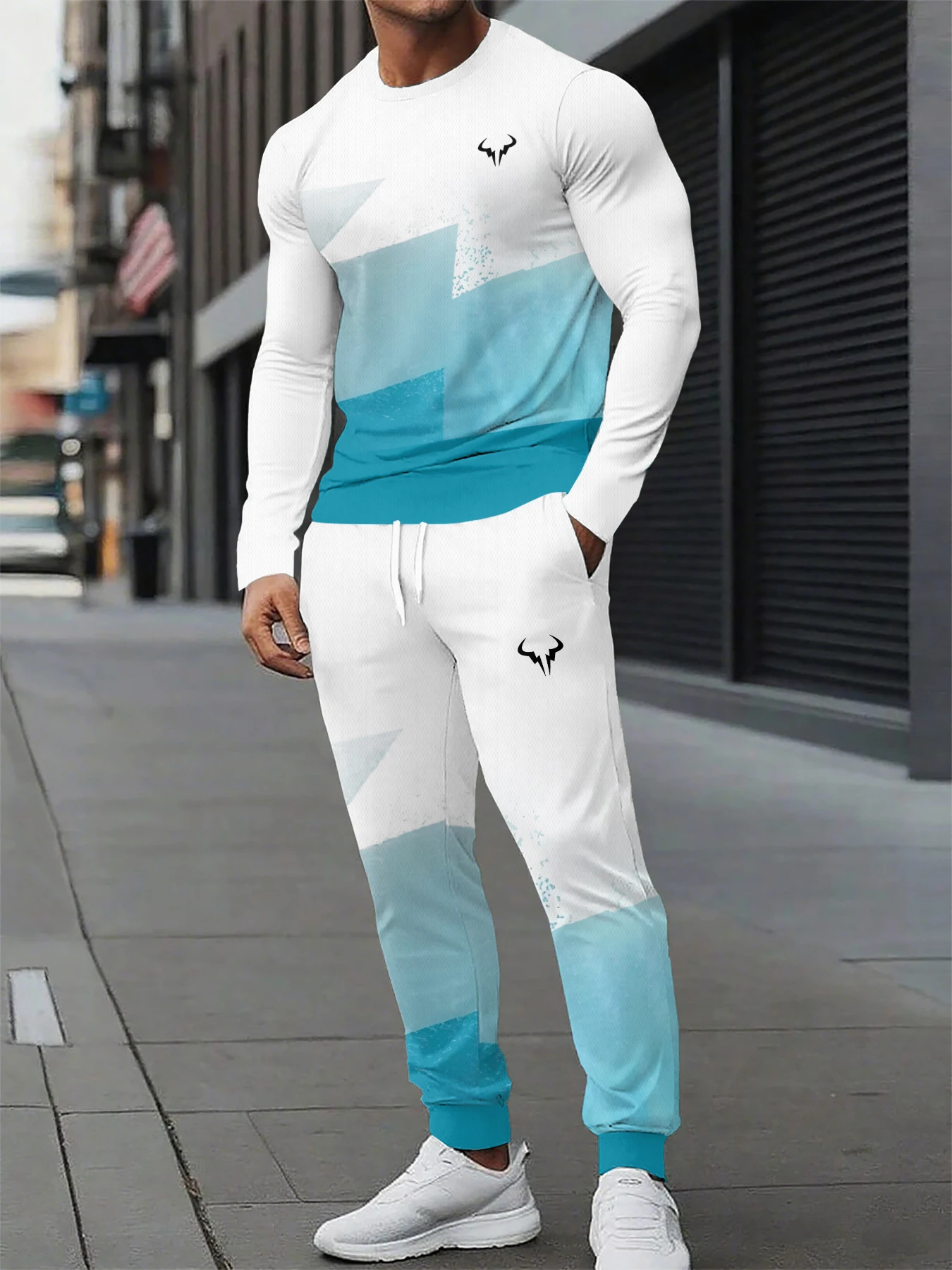 The new men's round-neck sweatshirt set for Spring and Autumn 2025 features street fashion and comfort with 3D pattern printing