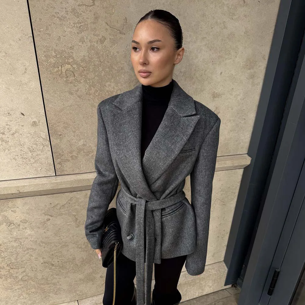 Women's European and American Winter Suit Fashionable Big Collar Pocket Autumn and Winter Commuting Jacket Outfit