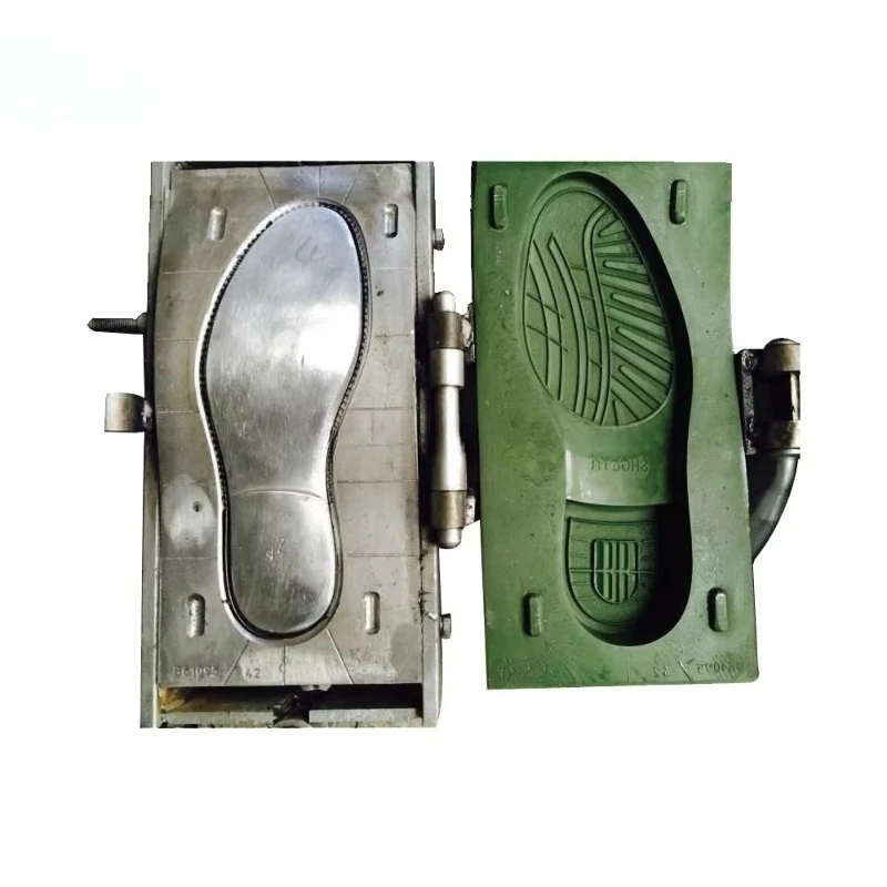 

High-quality shoe molds are used to make slippers, sandals. and sole canvas shoes