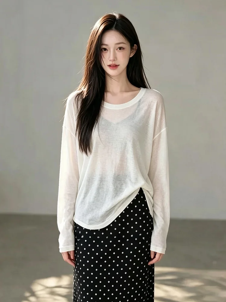 Early Autumn Simple White Long Sleeve T-Shirt Women's Loose Casual V-Neck Design Sense Match All Loose Split Design Cotton Po...