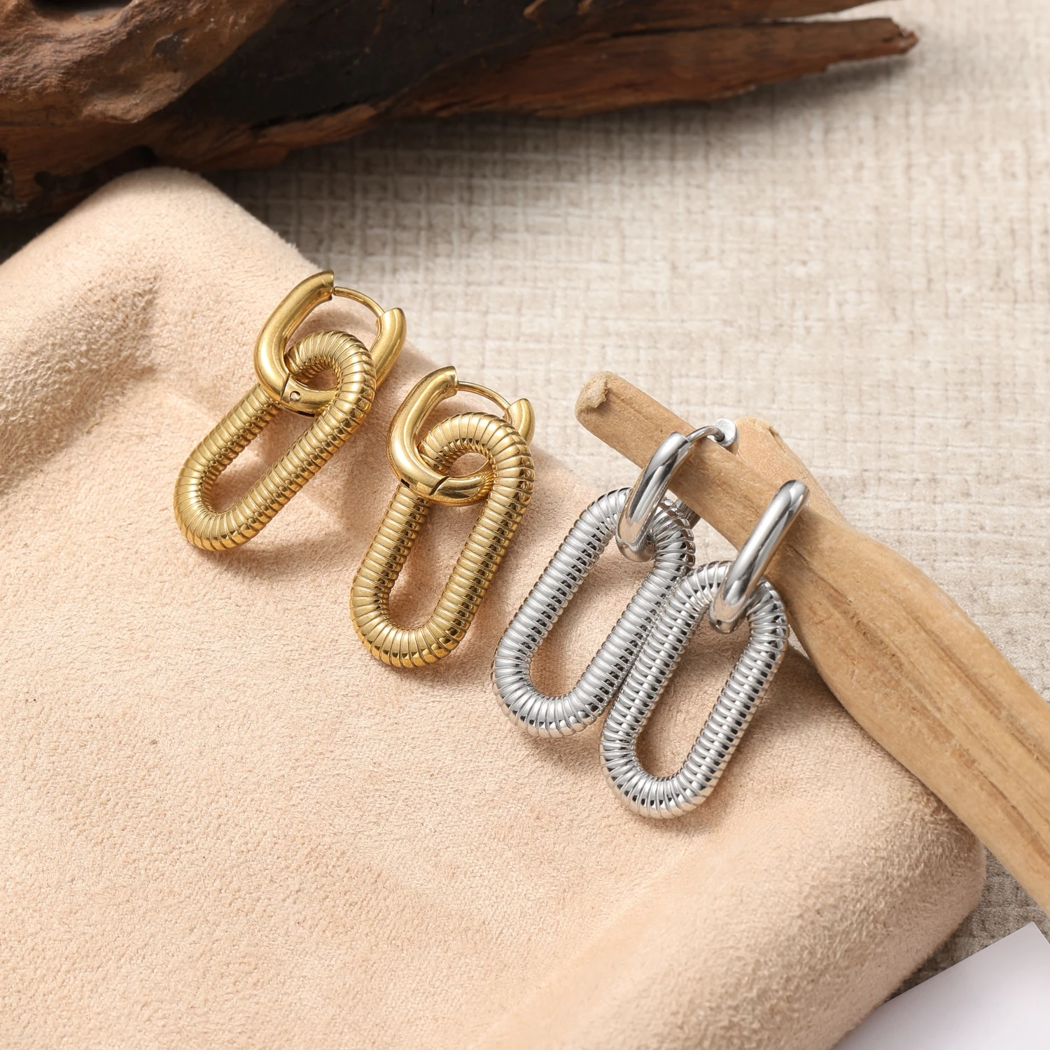 St.delan 18K Vergoldete Edelstahl-Ketten-Ohrringe für Frauen Trendiger Premium-Modeschmuck Ohr-Accessoire – Detail 4