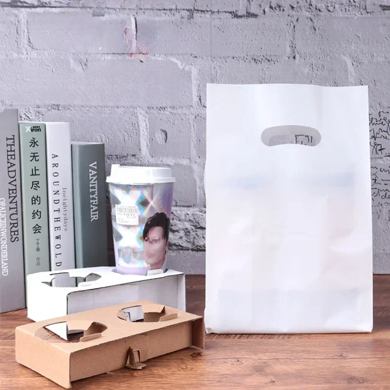 

50PCS White Coffee Beverage Takeaway Pack Bag 4 Cup Milk Tea Handle Bags Disposable Environmentally Friendly Drinks Tote Bag