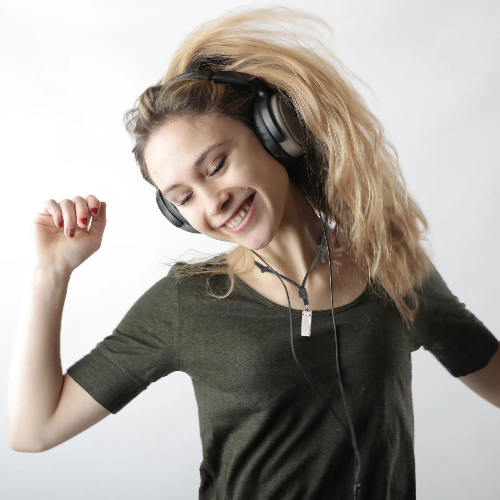 

Miniature Harmonica Pendant Necklace Alloy Wind Instrument For Kids Musical Jewelry Gift Festival Birthday Decor Sweater Chain