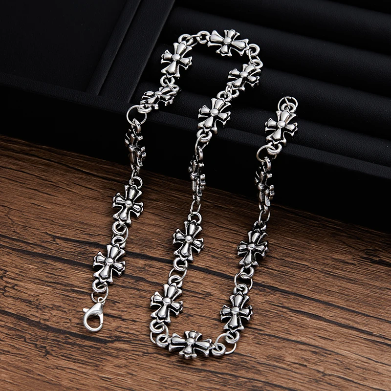 Men's and Women's Fashion Personalised Patch Cross Necklaces Vintage Gothic Collarbone Chains Holiday Party Jewelry Accessories