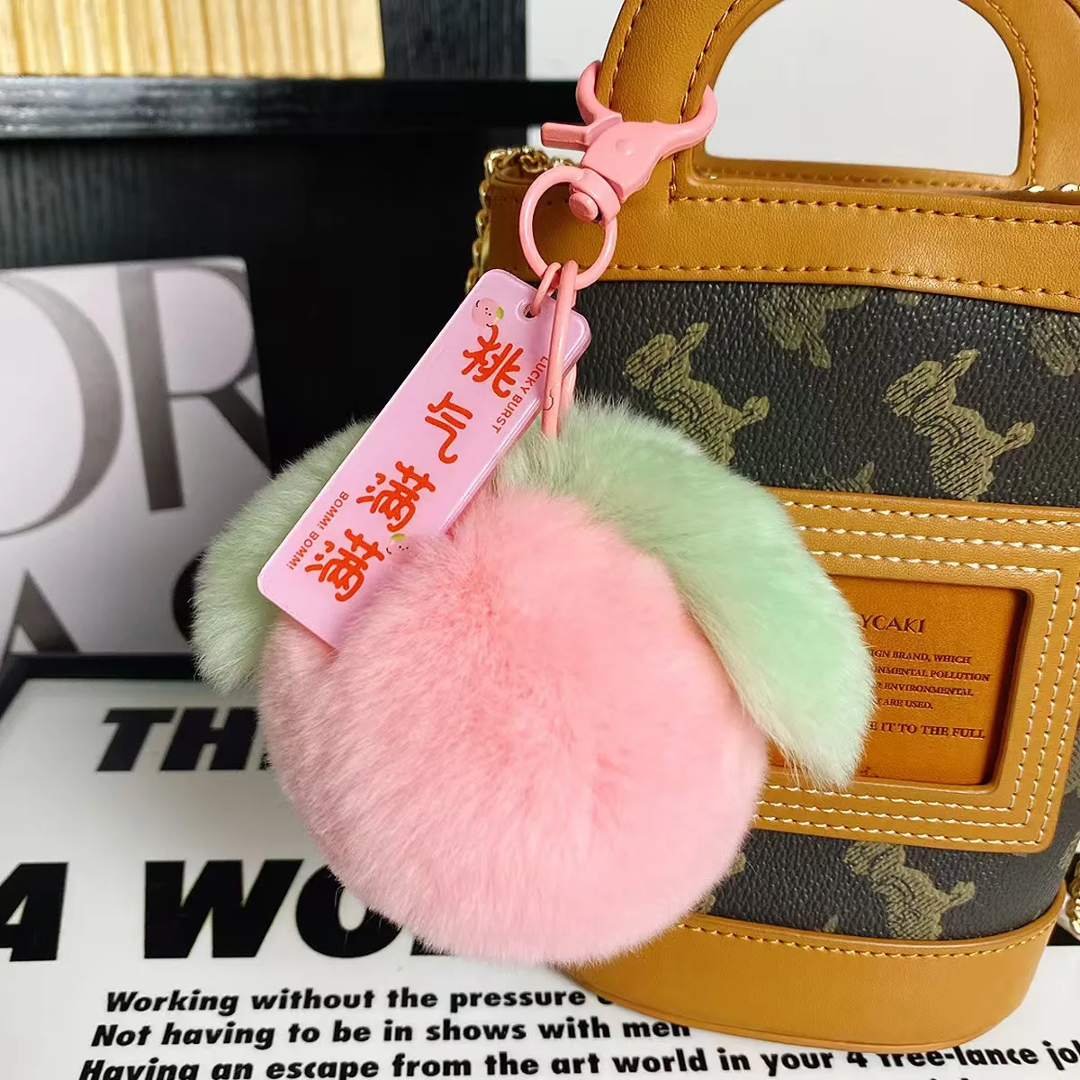 ZOCO Uroczy Breloczek Owocowy Brzoskwinia Persymona Szczęśliwy Brelok Modny Puszysty Pluszowy Wisiorek Brelok dla Pary na Torbę Klucze od Samochodu Prezent