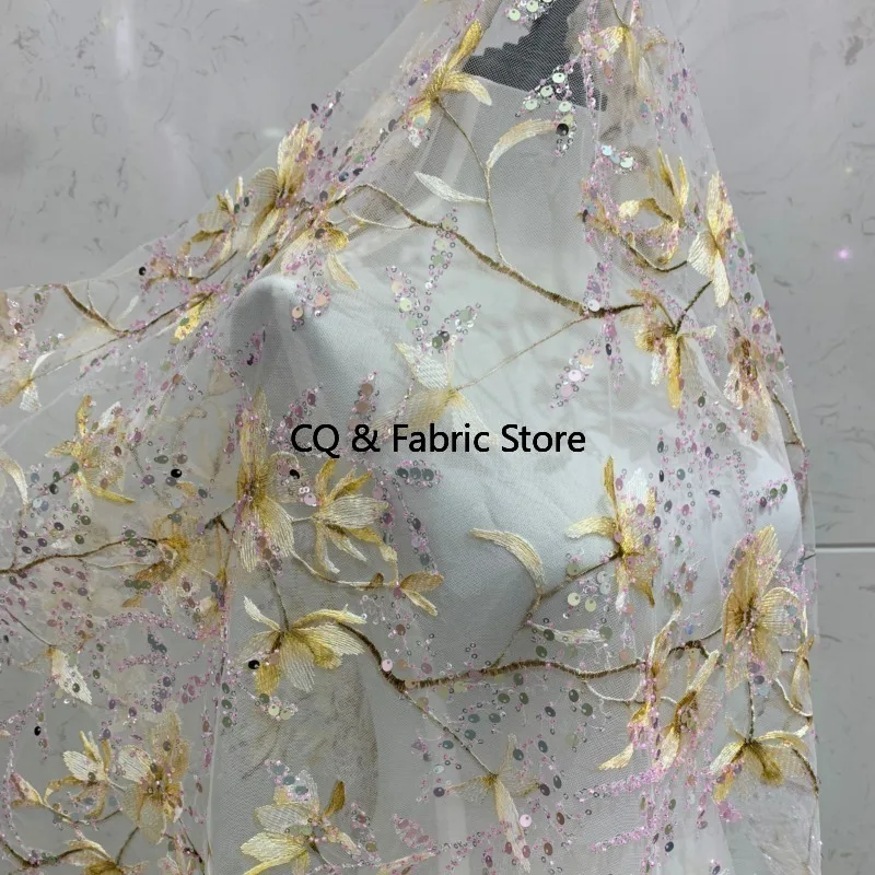 

Ткань для дизайна двора. Материалы ткани для свадебных платьев и праздничных платьев, вышивка пайетками.